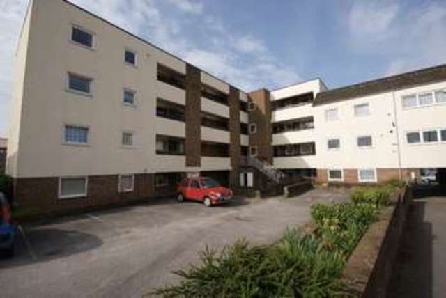  Image of 2 bedroom Flat for sale in Regal Close Cosham Portsmouth PO6 at Regal Close Cosham Portsmouth, PO6 2EQ