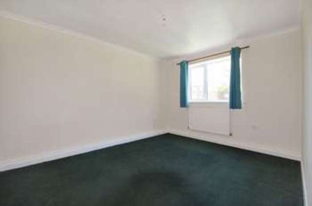  Image of 2 bedroom Flat for sale in Regent Gardens Didcot OX11 at Regent Gardens  Didcot, OX11 8DD