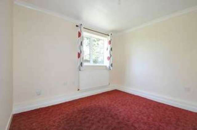  Image of 2 bedroom Flat for sale in Regent Gardens Didcot OX11 at Regent Gardens  Didcot, OX11 8DD