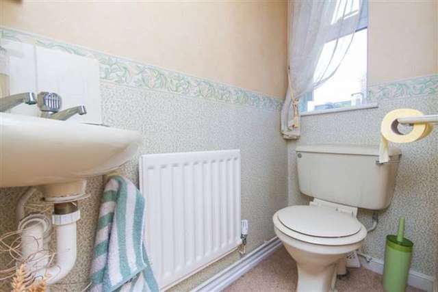  Image of 3 bedroom Detached house for sale in Reynard Close Redditch B97 at Reynard Close  Redditch, B97 6PY