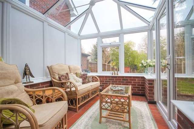  Image of 3 bedroom Detached house for sale in Reynard Close Redditch B97 at Reynard Close  Redditch, B97 6PY