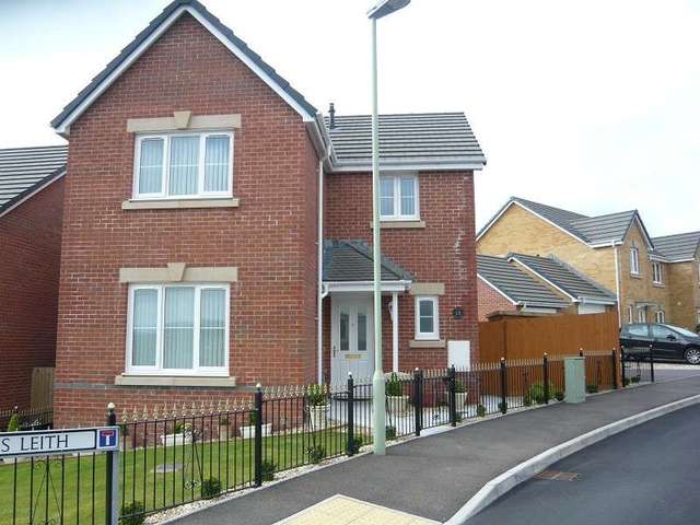  Image of 4 bedroom Detached house for sale in Tondu Tondu Bridgend CF32 at Rhes Leith  Tondu, CF32 9GB