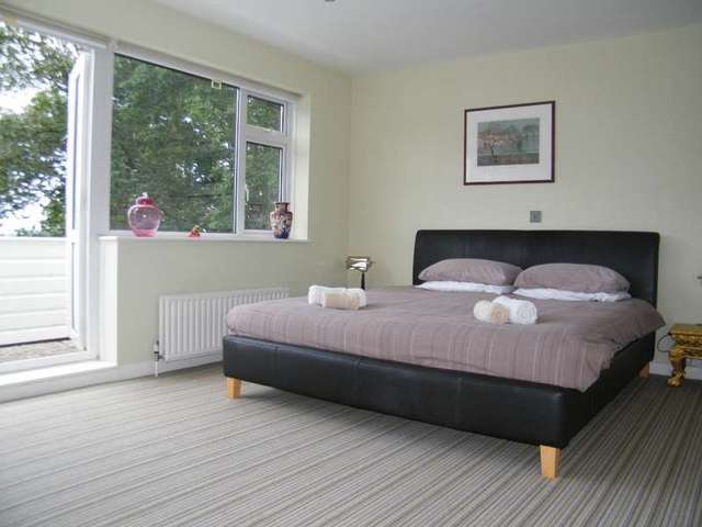  Image of 4 bedroom Detached house for sale in Redcliffe Wareham BH20 at Redcliffe  Wareham, BH20 5BE