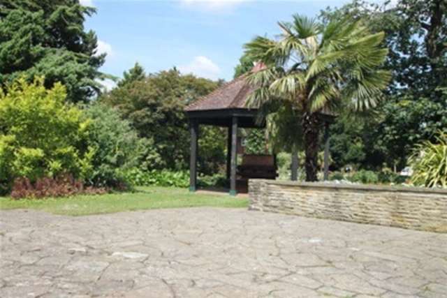  Image of 3 bedroom Detached house to rent in Ringshall Road Orpington BR5 at Orpington, BR5 2LZ