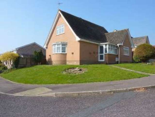  Image of 3 bedroom Detached house for sale in Riverdale Seaton EX12 at 10 Riverdale  Seaton, EX12 2SL