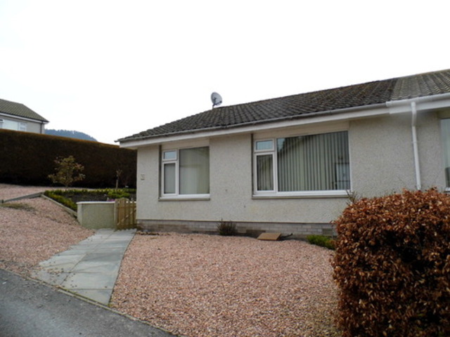  Image of 2 bedroom Bungalow to rent in Robertson Crescent Pitlochry PH16 at Pitlochry Perthshire Perthshire, PH16 5HD