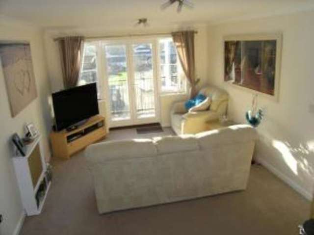  Image of 2 bedroom Flat for sale in Roche Close Rochford SS4 at Roche Close Rochford Great Stambridge, SS4 1PS
