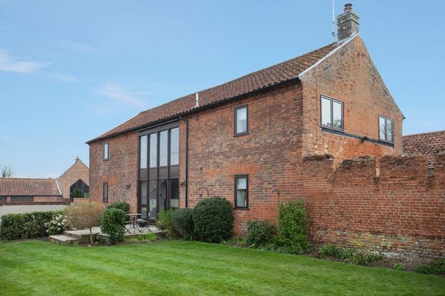  Image of 5 bedroom Property for sale in The Street Rockland St. Mary Norwich NR14 at 134 The Street Rockland St Mary Norwich, NR14 7HL