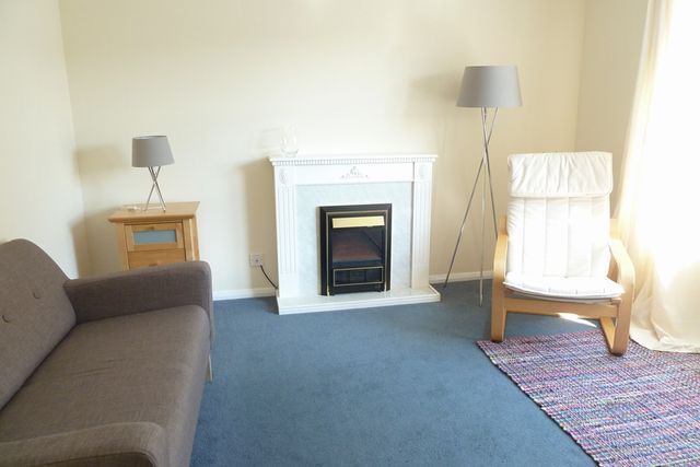  Image of 2 bedroom Flat to rent in Rodney Place Edinburgh EH7 at New Town Edinburgh Edinburgh, EH7 4FR