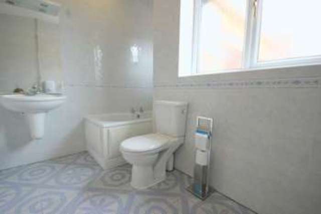  Image of 2 bedroom Detached house for sale in Roe Lane Newcastle-under-Lyme ST5 at Roe Lane  Newcastle, ST5 3PJ