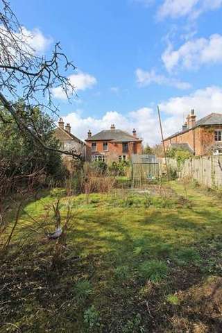  Image of 4 bedroom Detached house for sale in Greatbridge Road Romsey SO51 at Greatbridge Road  Romsey, SO51 8FE