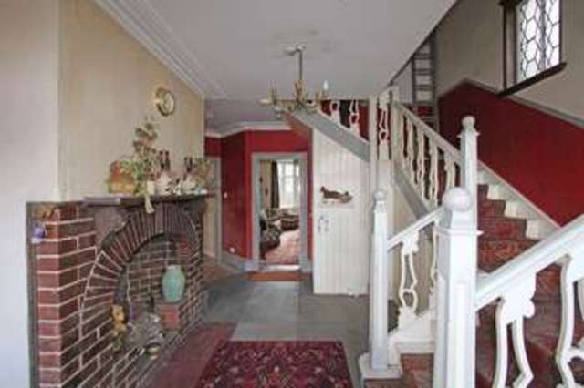  Image of 4 bedroom Detached house for sale in Greatbridge Road Romsey SO51 at Greatbridge Road  Romsey, SO51 8FE