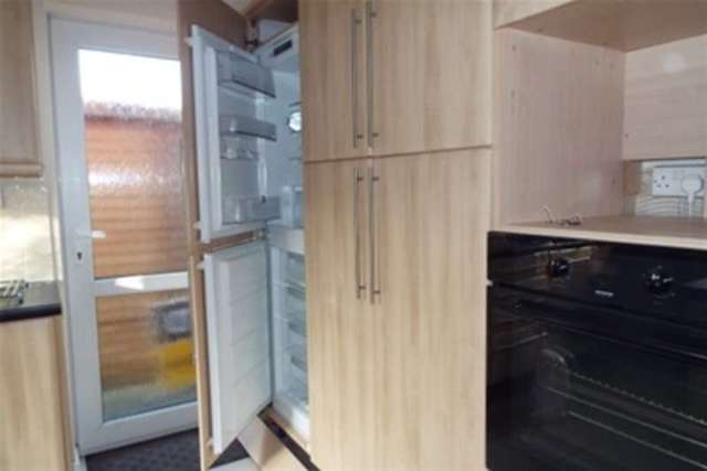  Image of 2 bedroom Bungalow to rent in Greenwood Close Romsey SO51 at Romsey, SO51 7QT