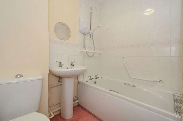 Image of 1 bedroom Retirement Property for sale in St. Cyriacs Chichester PO19 at Chichester, PO19 1AW