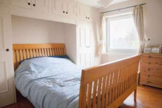  Image of 4 bedroom Terraced house for sale in Hazeldown Road Rownhams Southampton SO16 at Rownhams Southampton Nursling, SO16 8DJ