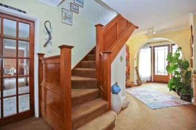  Image of 5 bedroom Detached house for sale in Hamlet Hill Roydon Harlow CM19 at Hamlet Hill  Harlow, CM19 5JU