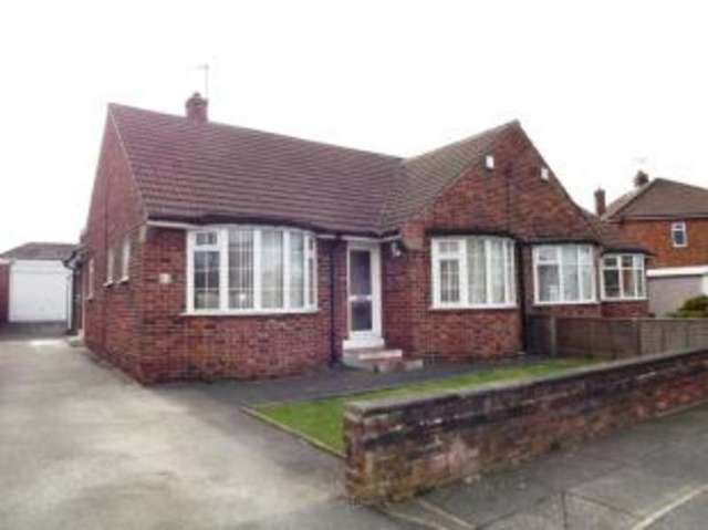  Image of 2 bedroom Bungalow for sale in Rydal Road Harrogate HG1 at Harrogate North Yorkshire Bilton, HG1 4SD