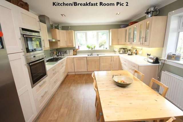  Image of 4 bedroom Semi-Detached house for sale in Ryecroft Close Woodley Reading RG5 at Woodley  Reading, RG5 3BP