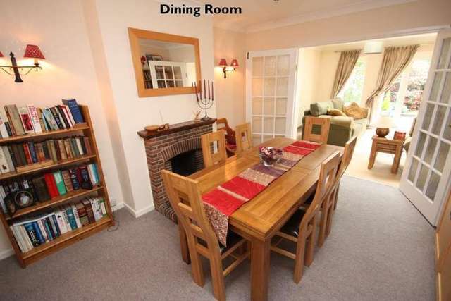  Image of 4 bedroom Semi-Detached house for sale in Ryecroft Close Woodley Reading RG5 at Woodley  Reading, RG5 3BP