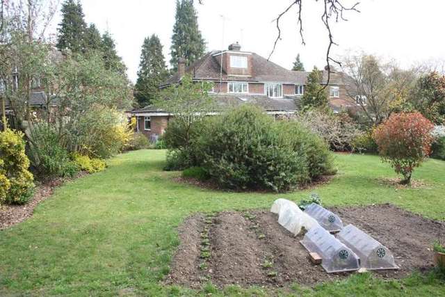  Image of 4 bedroom Semi-Detached house for sale in Ryecroft Close Woodley Reading RG5 at Woodley  Reading, RG5 3BP