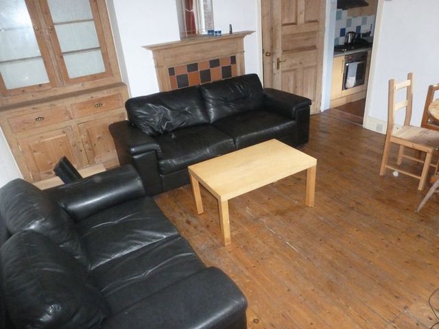  Image of 3 bedroom Flat to rent in Sackville Road Newcastle upon Tyne NE6 at Sackville Road Array Byker, NE6 5TA
