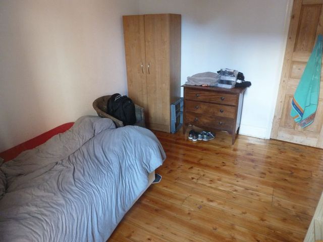  Image of 3 bedroom Flat to rent in Sackville Road Newcastle upon Tyne NE6 at Sackville Road Array Byker, NE6 5TA