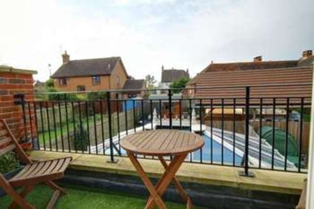  Image of 4 bedroom Detached house for sale in Saddlers Close Billingshurst RH14 at Saddlers Close  Billingshurst, RH14 9GL