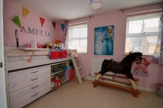  Image of 4 bedroom Detached house for sale in Saddlers Close Billingshurst RH14 at Saddlers Close  Billingshurst, RH14 9GL