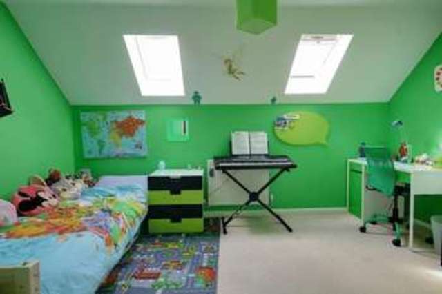  Image of 4 bedroom Detached house for sale in Saddlers Close Billingshurst RH14 at Saddlers Close  Billingshurst, RH14 9GL