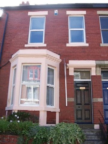  Image of 4 bedroom Detached house to rent in Salisbury Gardens Newcastle upon Tyne NE2 at Salisbury Gardens Jesmond Heaton, NE2 1HP