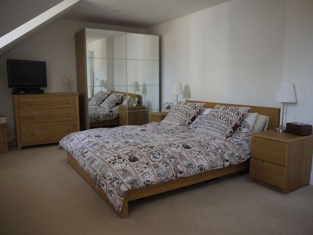  Image of 3 bedroom Mews for sale in Stableyard Mews Sarisbury Green Southampton SO31 at Stableyard Mews Sarisbury Green Southampton, SO31 7NR
