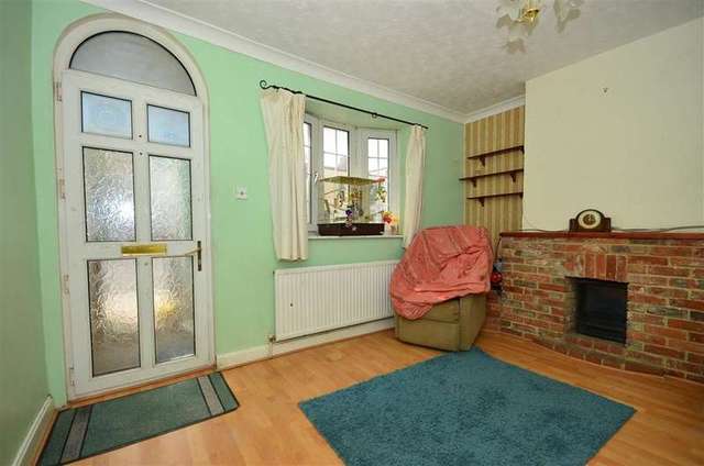 Image of 3 bedroom Terraced house for sale in Saunders Street Gillingham ME7 at Gillingham Kent Gillingham, ME7 1HX