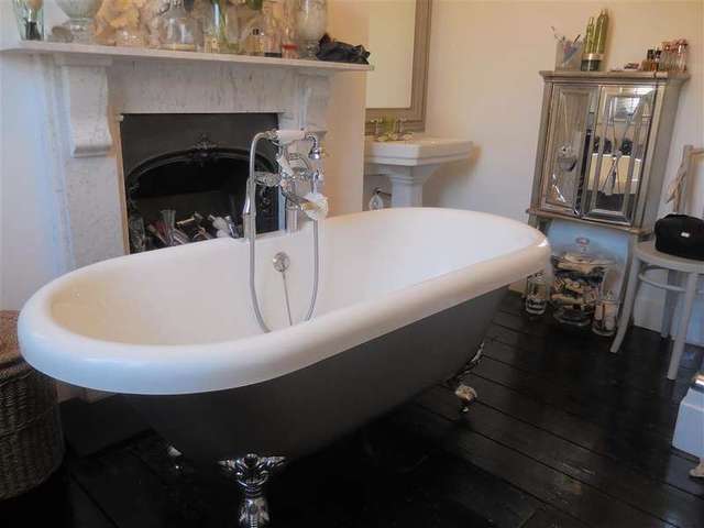  Image of 3 bedroom Town House for sale in Saxon Street Dover CT17 at Dover Kent Dover, CT17 9RT