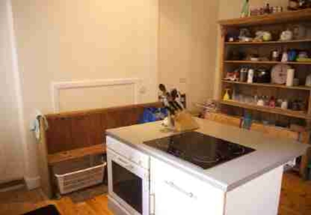  Image of 3 bedroom Flat to rent in Sciennes Road Edinburgh EH9 at Edinburgh  Edinburgh, EH9 1NX