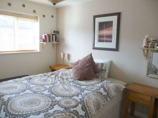  Image of 3 bedroom Detached house to rent in Scott Close Stratford-upon-Avon CV37 at Scott Close  Stratford upon Avon, CV37 7LB