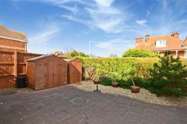  Image of 2 bedroom Apartment for sale in Seacroft Road Broadstairs CT10 at Broadstairs Kent Broadstairs, CT10 1TL