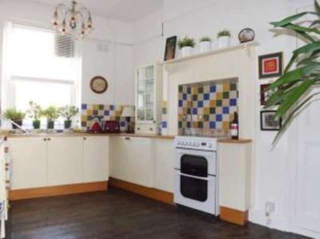  Image of 1 bedroom Flat for sale in Marine Place Seaton EX12 at Seaton Devon Seaton, EX12 2QL