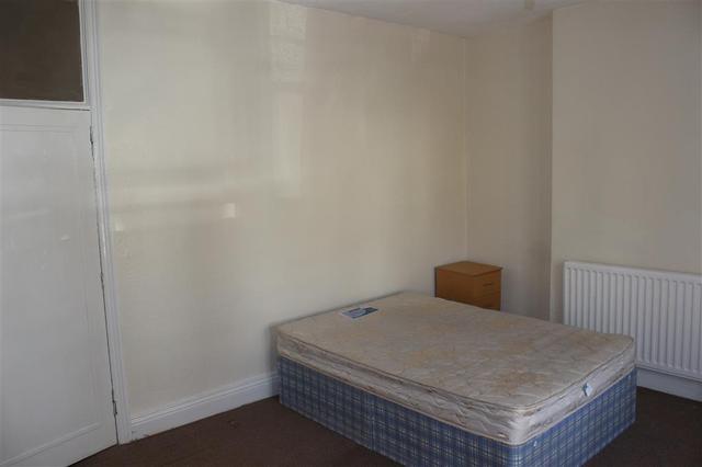 Image of 4 bedroom Detached house to rent in Second Avenue Selly Park Birmingham B29 at Second Avenue Selly Park BIRMINGHAM, B29 7HD