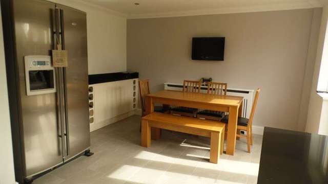  Image of 4 bedroom Semi-Detached house for sale in Seddons Walk Hockley SS5 at Seddons Walk  Hockley, SS5 5DB