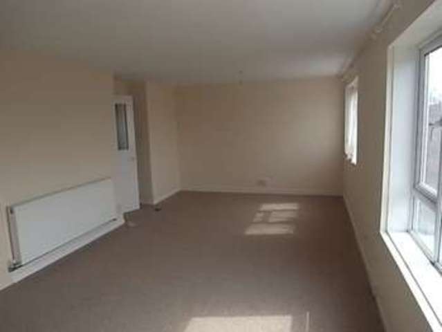  Image of 2 bedroom Flat to rent in Shelley Road Worthing BN11 at Shelley Road  Worthing, BN11 4BQ