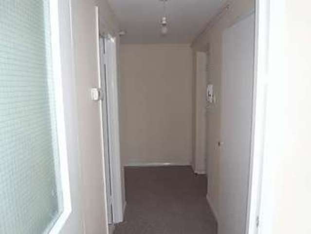  Image of 2 bedroom Flat to rent in Shelley Road Worthing BN11 at Shelley Road  Worthing, BN11 4BQ