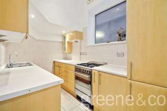  Image of 3 bedroom Flat to rent in Shoot Up Hill London NW2 at Mapesbury London Fortune Green, NW2 3XJ