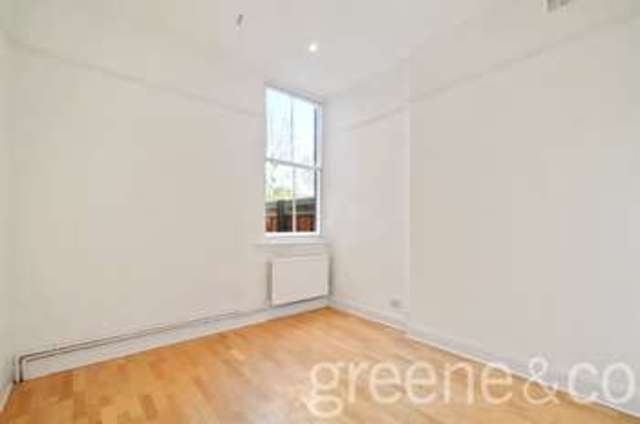  Image of 3 bedroom Flat to rent in Shoot Up Hill London NW2 at Mapesbury London Fortune Green, NW2 3XJ