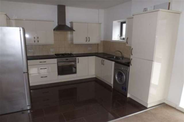  Image of 2 bedroom Flat to rent in Sicey Avenue Sheffield S5 at Sheffield, S5 6NG