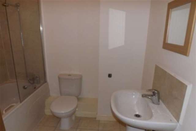  Image of 2 bedroom Flat to rent in Sicey Avenue Sheffield S5 at Sheffield, S5 6NG