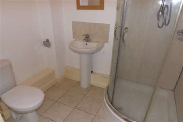  Image of 2 bedroom Flat to rent in Sicey Avenue Sheffield S5 at Sheffield, S5 6NG