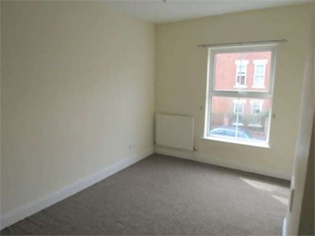  Image of 3 bedroom Terraced house for sale in Sleaford Road Newark NG24 at Sleaford Road Newark Newark, NG24 1NF