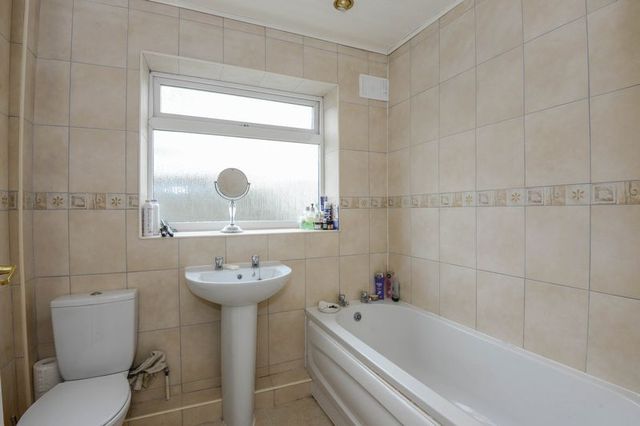  Image of 3 bedroom Detached house for sale in Smithy Lane Scarisbrick Ormskirk L40 at Smithy Lane Scarisbrick Ormskirk, L40 8HJ