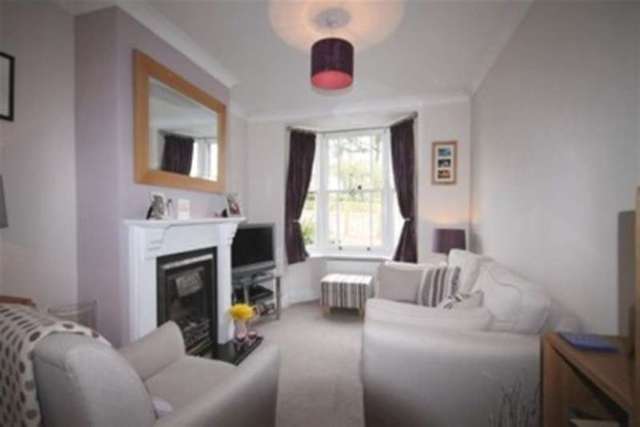  Image of 3 bedroom Detached house to rent in Somerset Road Redhill RH1 at Redhill, RH1 6LS