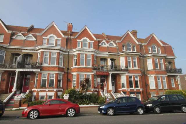  Image of 8 bedroom Detached house for sale in South Terrace Littlehampton BN17 at South Terrace  Littlehampton, BN17 5LJ